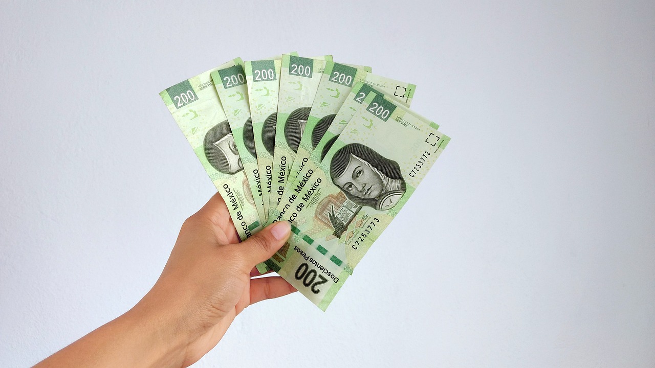 泰国最新入境政策详解，现金规定全解析
